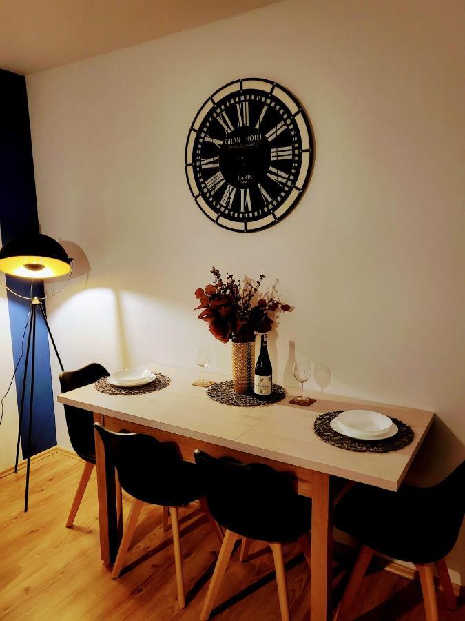 Apartament Wakacyjny Ines -Ustka-Na Wydmie,Samodzielne Zameldowanie,Garaz Do Dyspozycji Gosci Esterno foto